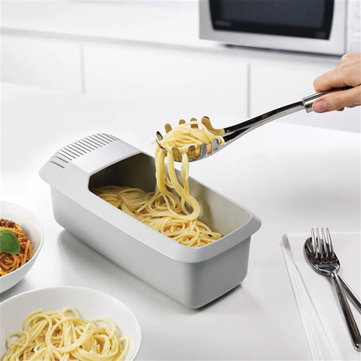 Noodles Pasta Cooker with Strainer Eco-Friendly Plastic Spaghetti Vegetable Steamer Dishwasher Kitchen Accessories New