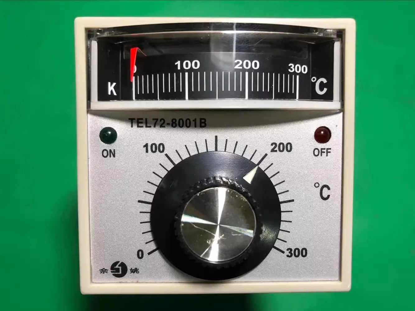 Zhejiang Liushi electronic instrument factory TEL72-8001 pointer type temperature controller temperature control table