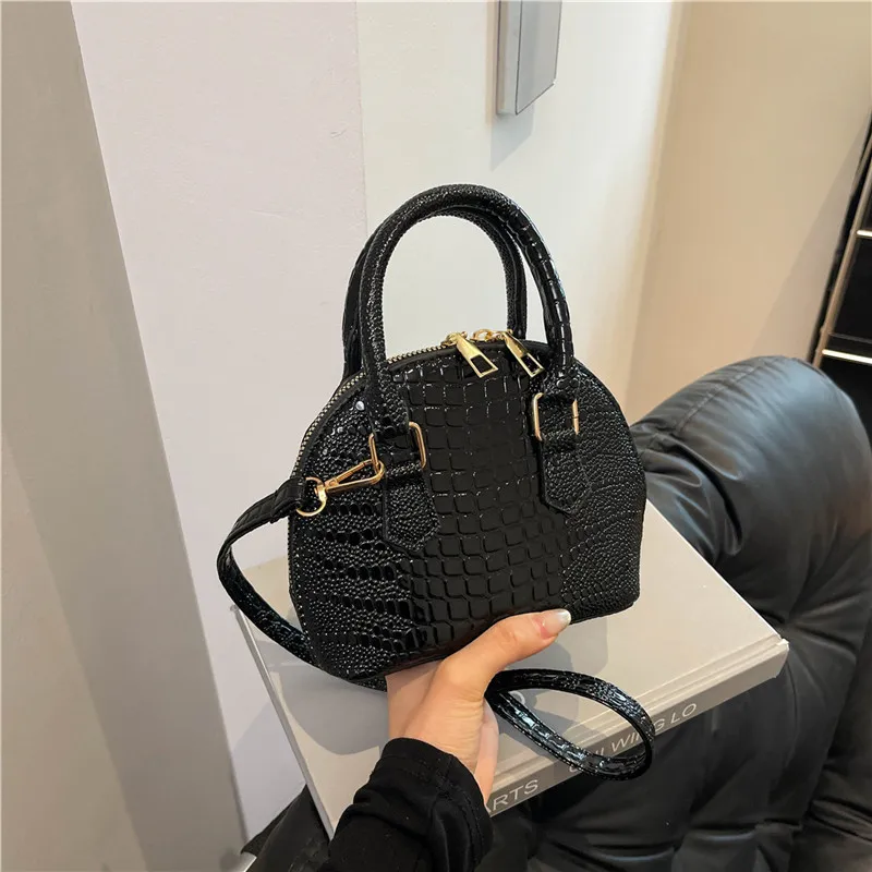 حقيبة كتف ريترو أنيقة 2025 جديدة للنساء، محفظة كروس فاخرة بنمط التمساح، حقيبة شل عصرية لجميع المناسبات #2