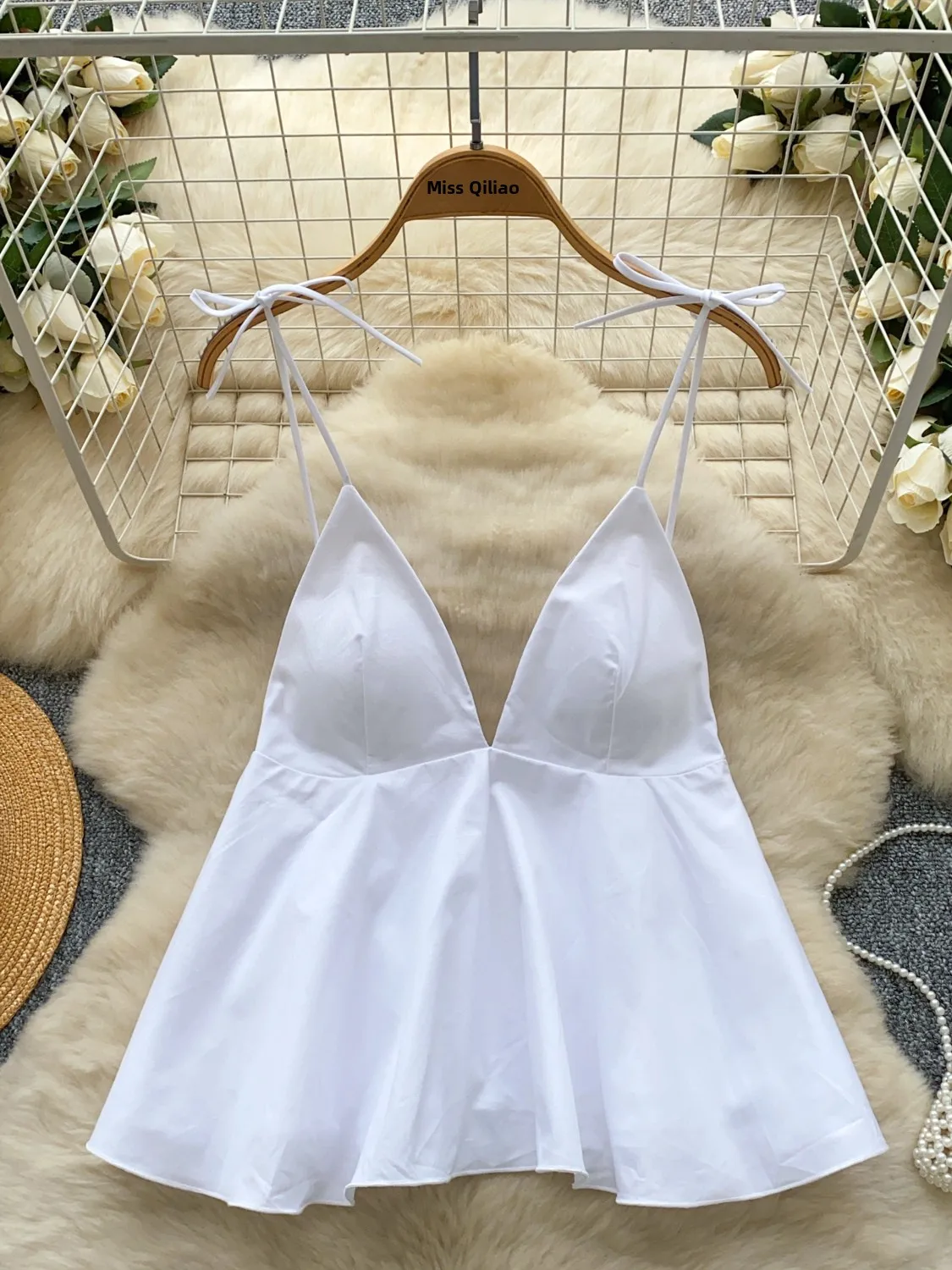 

Dopne Pure Desire Sle, женский летний укороченный топ с глубоким v-образным вырезом, сексуальный дизайн, маленький размер, сладкий ремень irt Flud