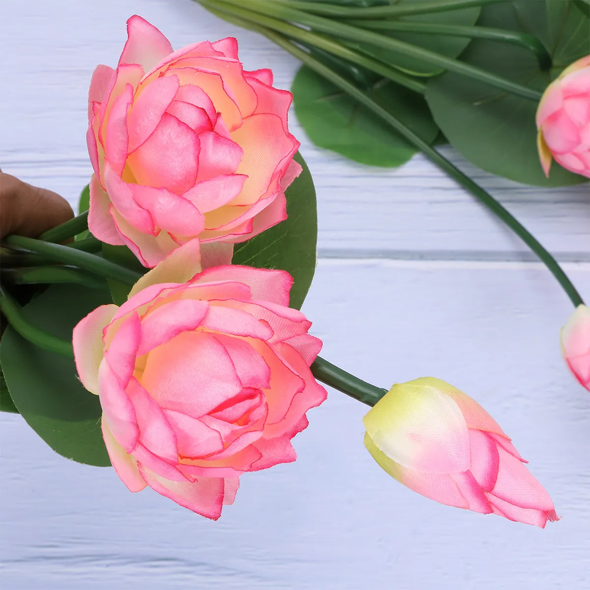 2Pcs Silk Lotus Ornament Beautiful Lotus Shape Premium Material Non Fade Non Deform Home Ornament Living Room Bedroom Store