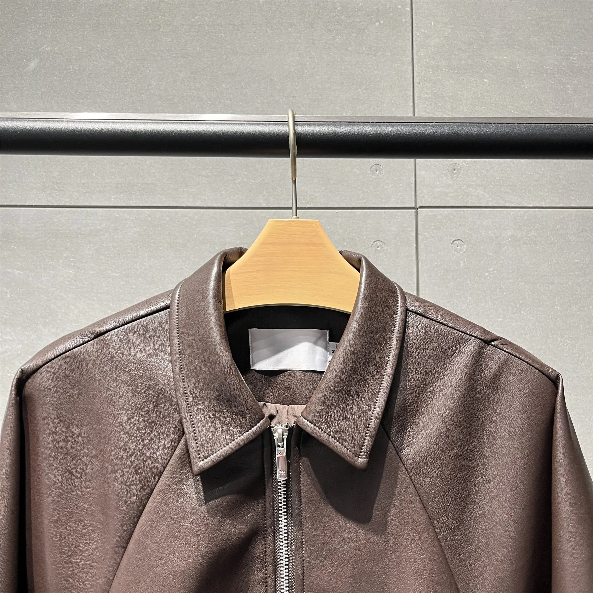 2025 ربيع جديد تصميم تحسس عادية تنوعا Batwing كم سترة قصيرة بدوره إلى أسفل طوق سترة جلدية للنساء #4