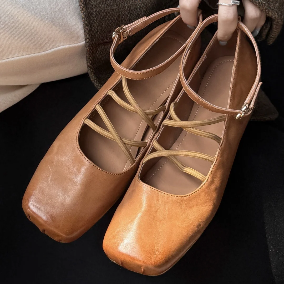 

Женские балетки без шнуровки из коровьей кожи с квадратным носком и эластичной лентой, перекрестным ремешком и пряжкой на щиколотке, мягкие повседневные балетки высокого качества