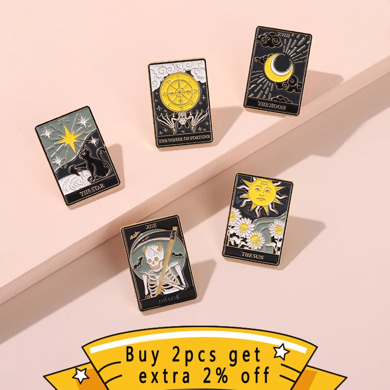 Punk Gothic Tarot Enamel Pin Custom Romantic Love Couple Cats Justice Brooches Badge Halloween Gift For Kid Friend Jewelry