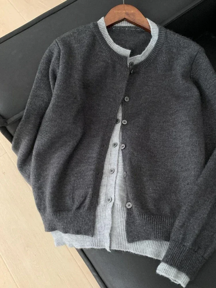 Autumn False Two-piece Knitted Cardigan Women Fashion Single-breasted Grey Cardigan Round Neck Color-blocking Design Cardigan