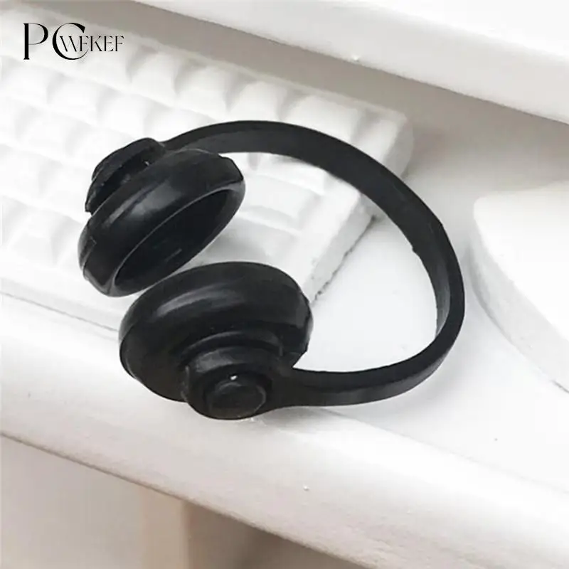 1Pc 1/12 Dollhouse Miniatures Plastic Wireless Earphone Headphone Christmas Gift Doll House Decor Classic Toys for Child Kids