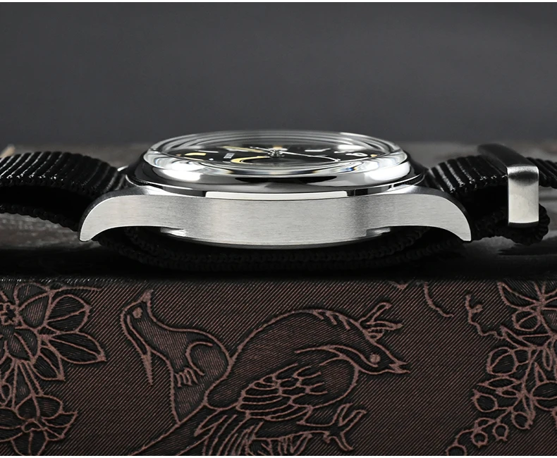 San Martin ผู้ชายนักบินนาฬิกาหรูหรา 36 มม.ควอตซ์นาฬิกาคู่นาฬิกาข้อมือ 100M กันน้ํา K1 Mineral Glass สายไนลอน VH31