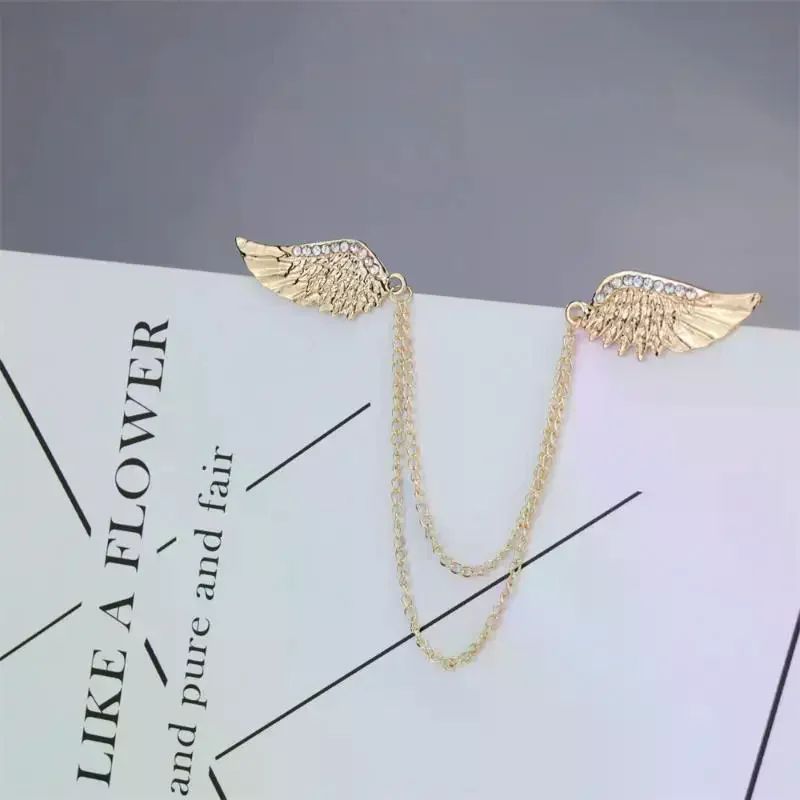 New Fashion Crystal Angel Wing Brooch Metal Tassels Chain Lapel Pins Men Suit Shirt Corsage Gifts For Women Accessories Gift
