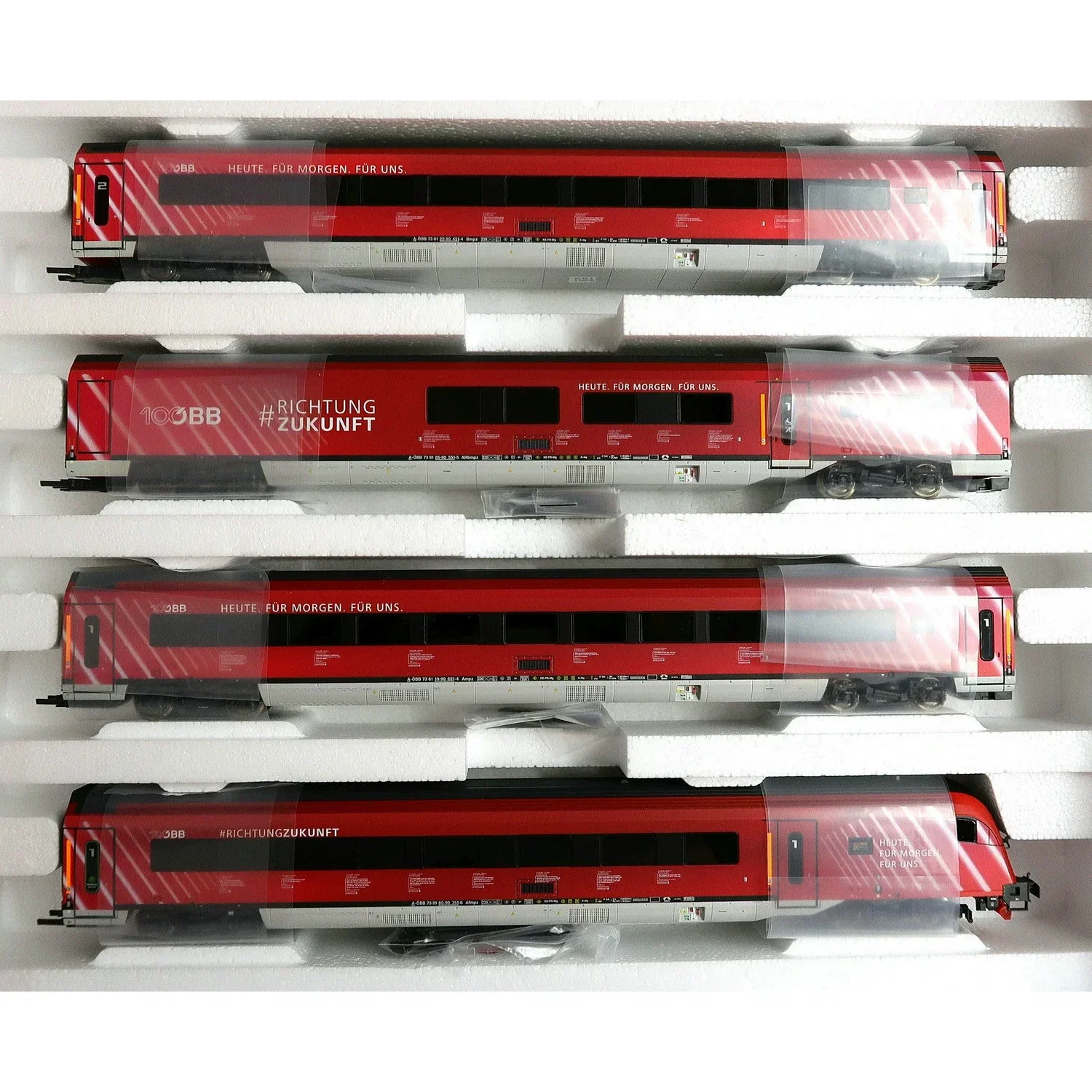 โมเดลรถไฟ ROCO HO 1/87 5510002   RAILJET ชุดแปดส่วน DCC เสียงดิจิตอล Full Train Light Train ของเล่นของขวัญ