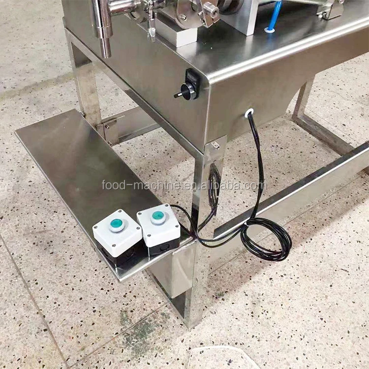 شبه التلقائي فوهة مزدوجة الهوائية الطماطم الغذاء مستحضرات التجميل السائل آلة تعبئة المربى