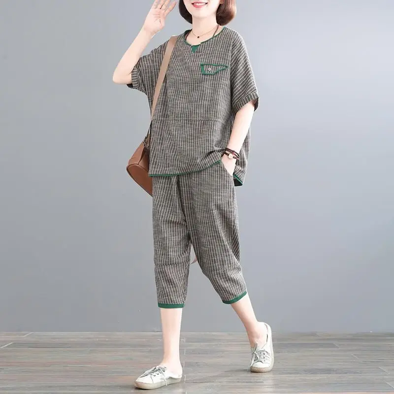 Cotton Linen Sets Women Fashion Design Striped T Shirt Set Casual Loose Oversized Tshirt and Capri Pants Two Piece Set Summer