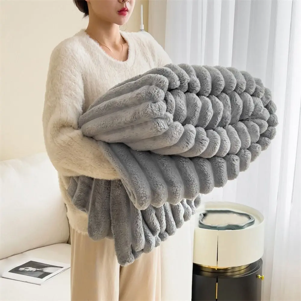 New Double Sided Warm Blanket Warm Breathable Throw Blanket Solid Color Ultra Soft Striped Blankets