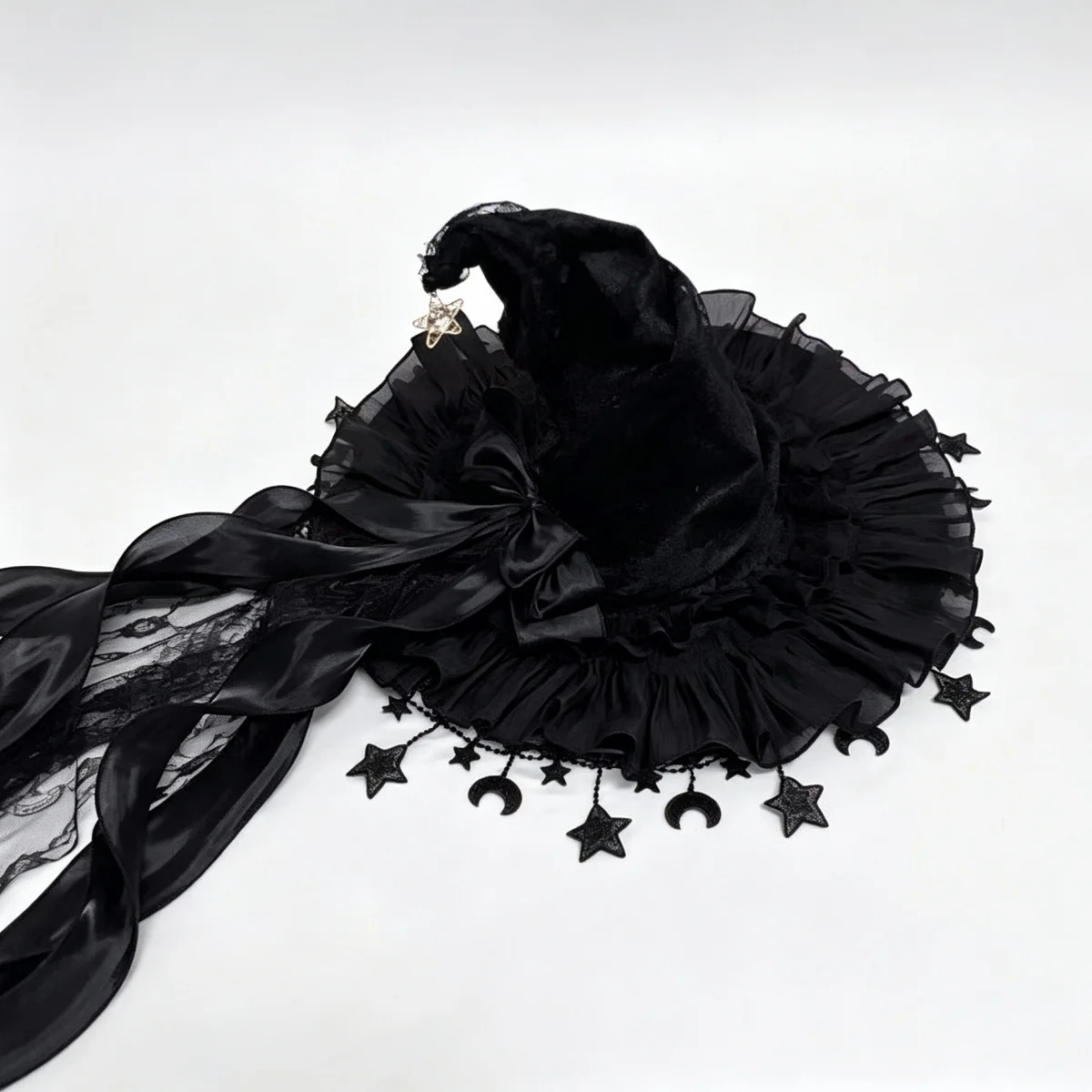 Spitzen-Samt-Hexenhut mit Spitzenbesatz und Mondanhänger für Halloween-Kostümparty, Maskerade, Cosplay-Party-Accessoire
