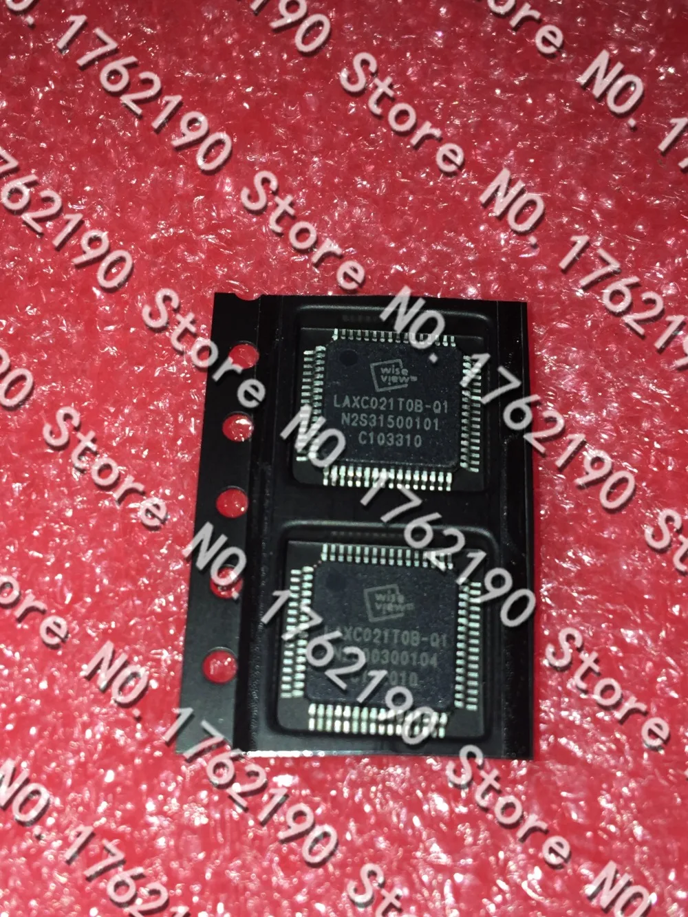 

10PCS/LOT LAXC021TOB-Q1 LAXC021T0B-Q1 QFP-64 LCD chip