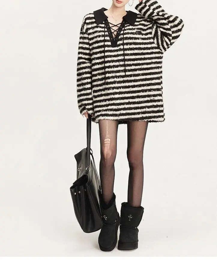 

Skin-friendly Furry Collar Elasticated Waistband V-shaped Stripes Slimming Sweater