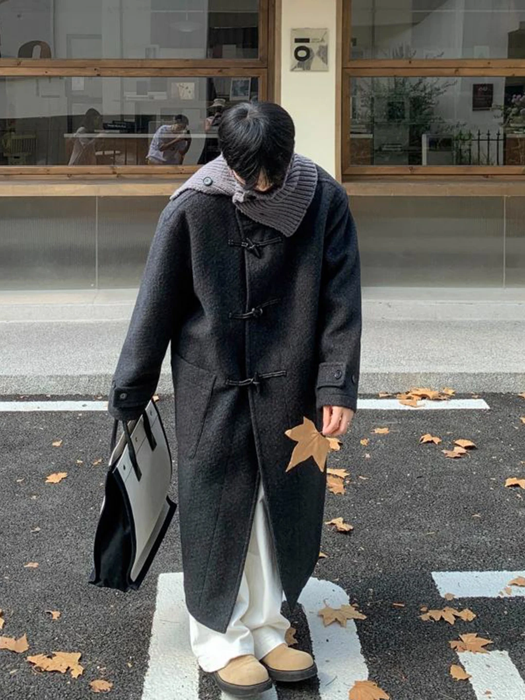 

ay Men's Woolen Coat with Horn Buttons Mid-Length Windbreaker Jaet Korean Sle College Aosphere Longened Outerwear