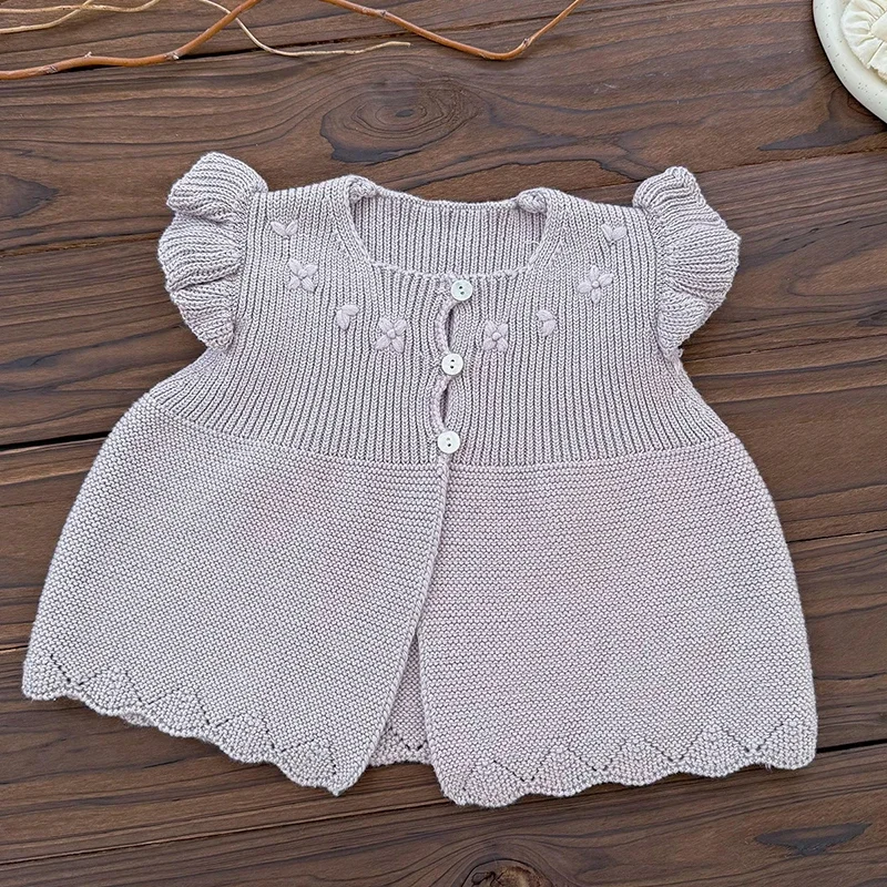 

Girls Knitted Vest 2025 Spring Autumn New Girls Knitted Cardigan Flying Sleeve Vest Embroidered Fashion Baby Vest Knitted Jacket