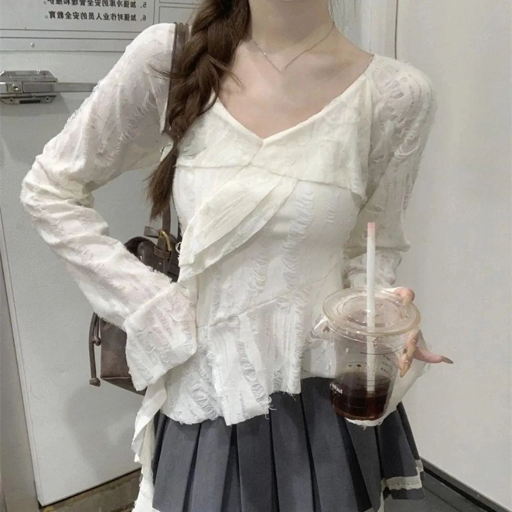 

Bell Sleeve Irregular T-Shirts Women Pleated Slim Fit Long Sleeve Top Basic Female Clothing Retro Mesh Broken T-Shirt