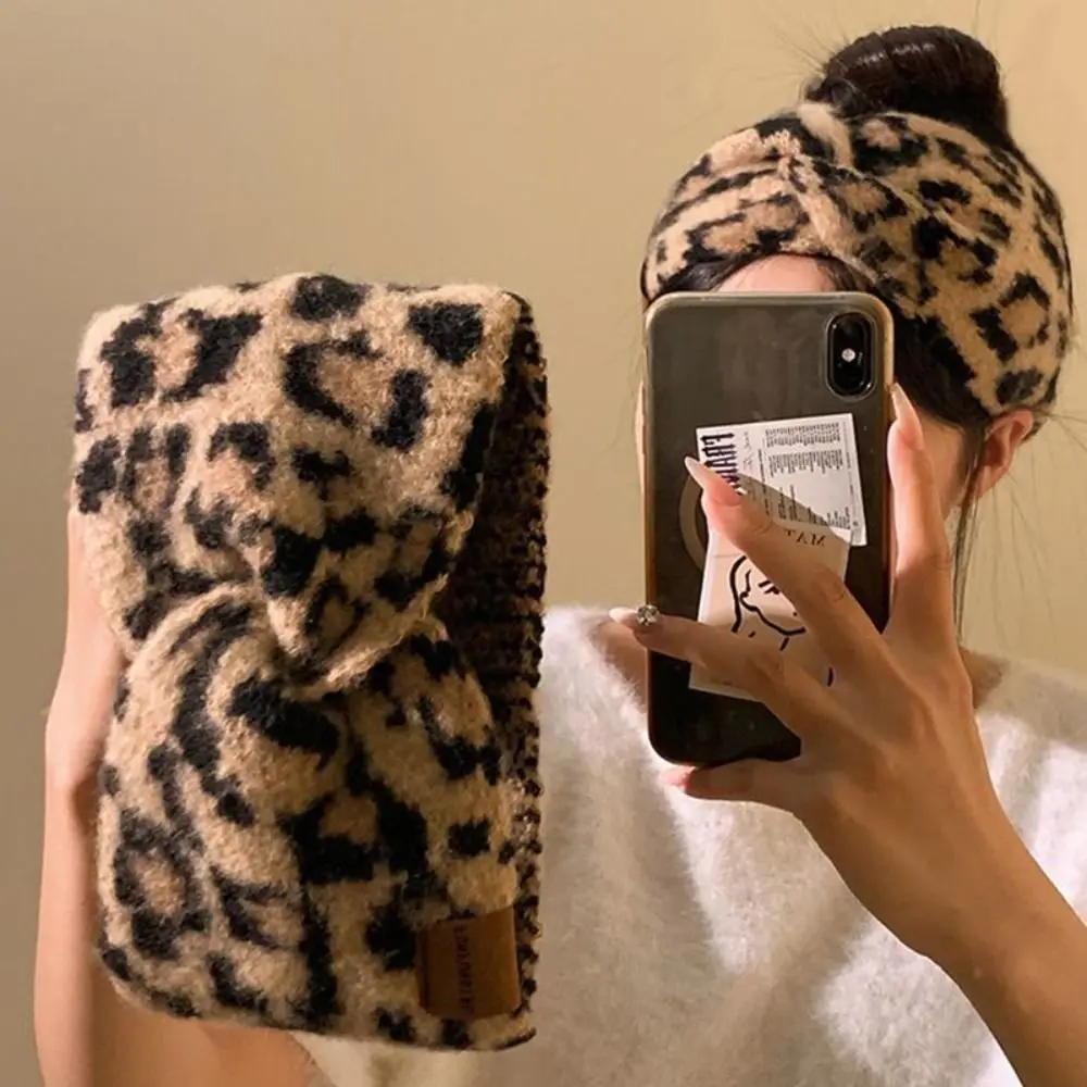 

Wide Edge Leopard Print Headband Soft High Elasticity Cross Headband Adjustable Chunky Knit Knitted Headcover Outdoor Activities