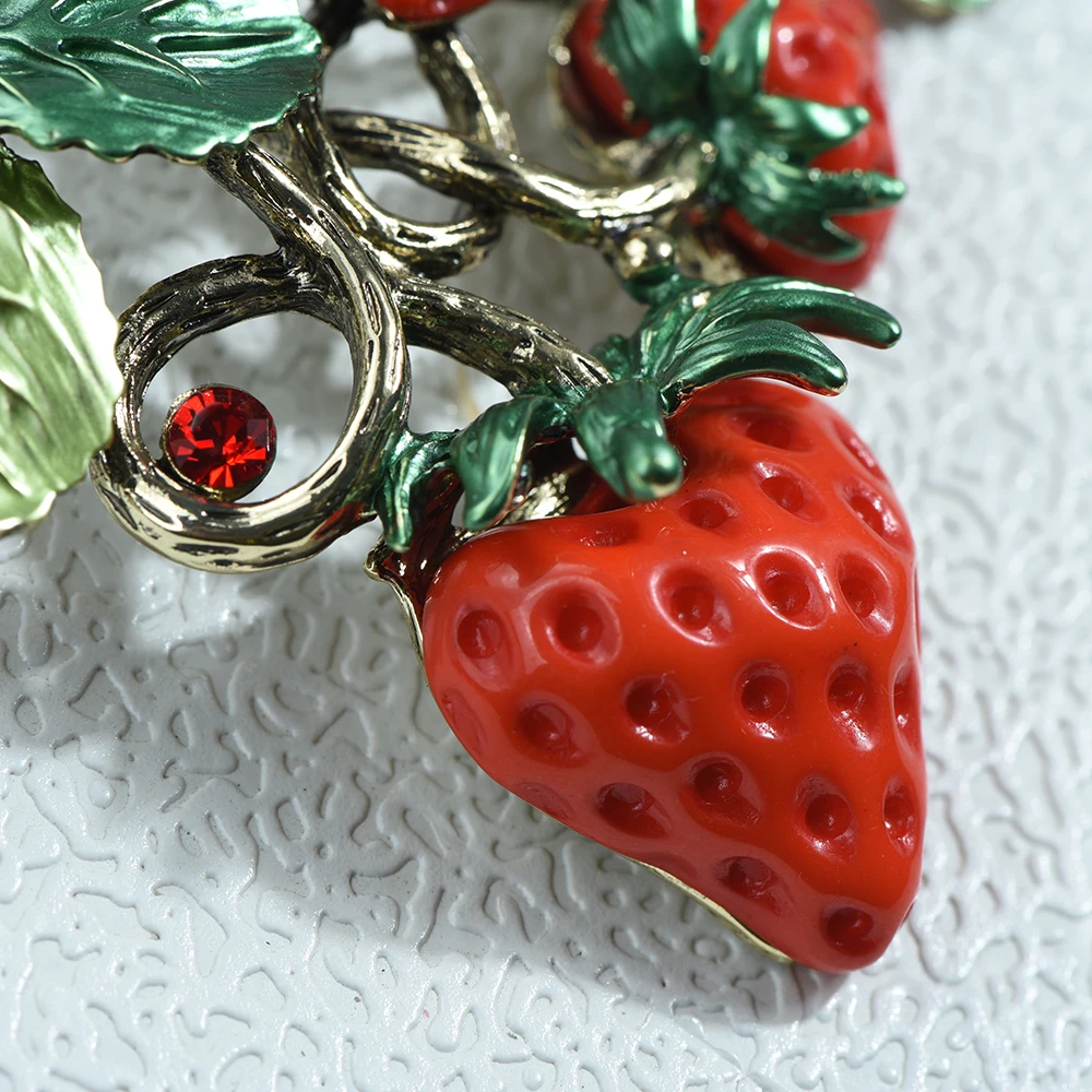 ICEYY Luxury Vintage Red Resin Strawberry Choker Necklace  Earrings Set For Women Wedding Jewelery