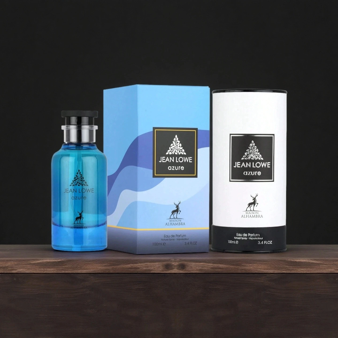 Jean Lowe Azure, 100 ml (3,4 fl. oz.). Korpus butelki jest tak przezroczysty jak niebieskie niebo.