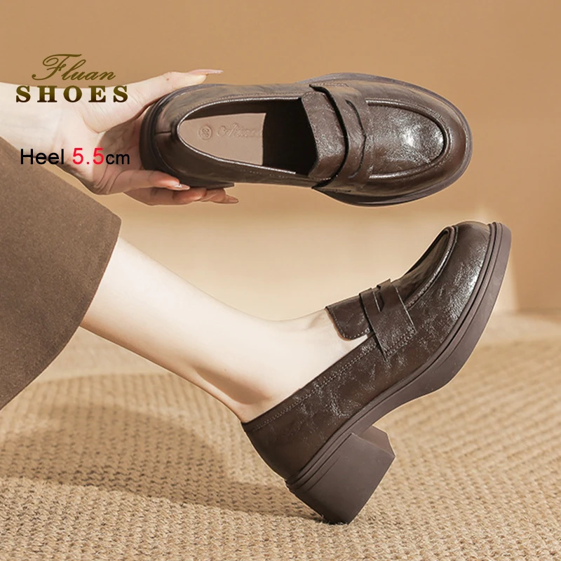 

Casual Women's Shoes Hot Sale 2026 Autumn Winter Woman Round Toe Loafers Soft Comfort Slip-on Flats 5.5CM Flatform Woman Shoes