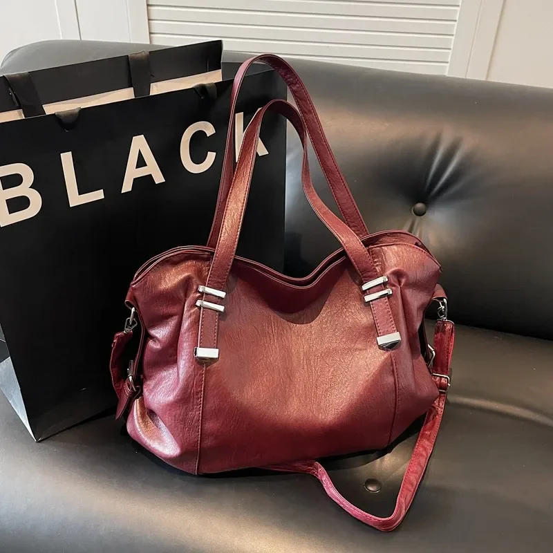 

Сумка на плечо из искусственной кожи на молнии в мотоциклетном стиле на 2025 года, высококачественная сумка на плечо, однотонная популярная модная сумка через плечо, мягкая сумка