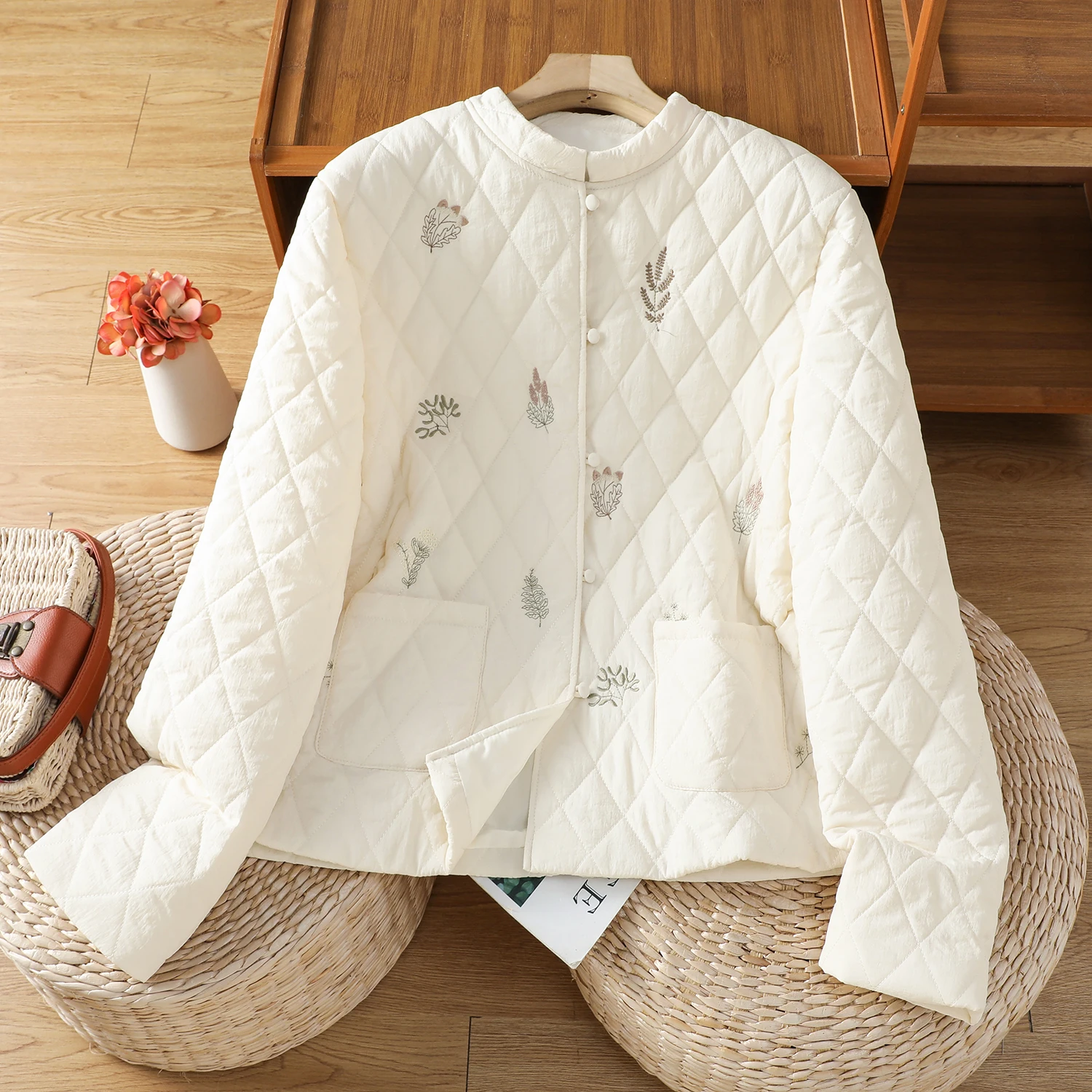 

Ele ort Thin Embroidered Cotton Jaet Women's Autumn Winter New Sle Faion Outerwear Top Quali Cotton Clothing