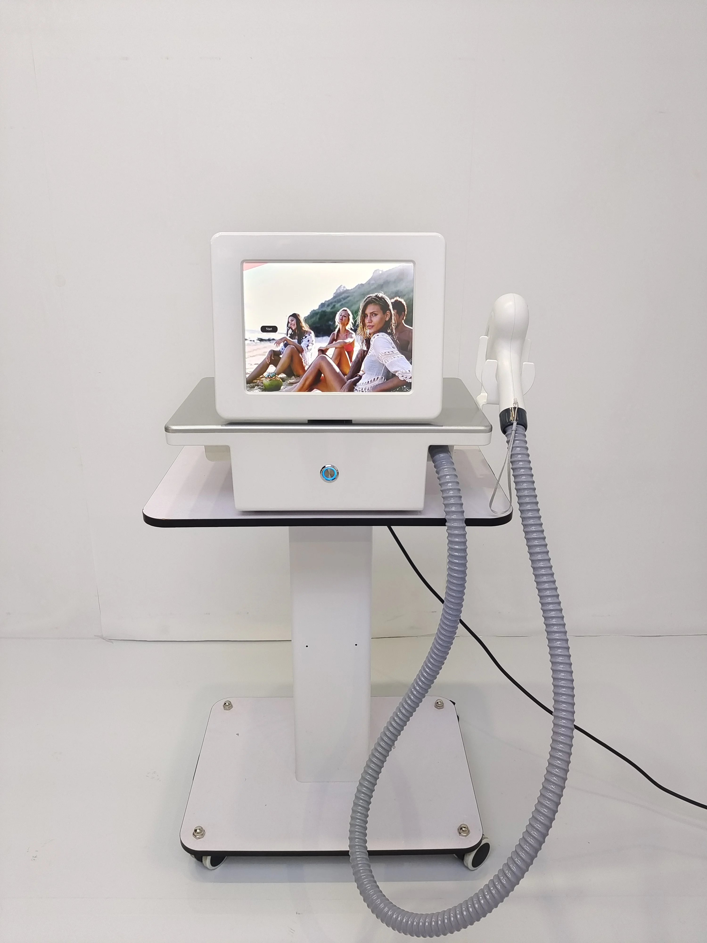 Latest Technology 3 Waves Professional Mini Diode Ice Titanium Laser Body Hair Removal Machine And Ultra-Portable Permanent CE
