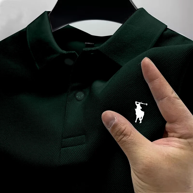 Herren-Poloshirt mit mehreren Farboptionen. Kurzärmeliges T-Shirt mit Pferdemotiv-Kragen. Business-Casual Atmungsaktive Golfkleidung – Detail 6