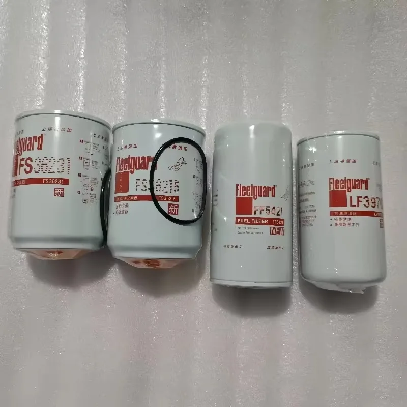 High Quality Engine Parts Fuel Filters Fuel Filter for Excavator Truck Fuel Filter Element Construction Machinery Parts