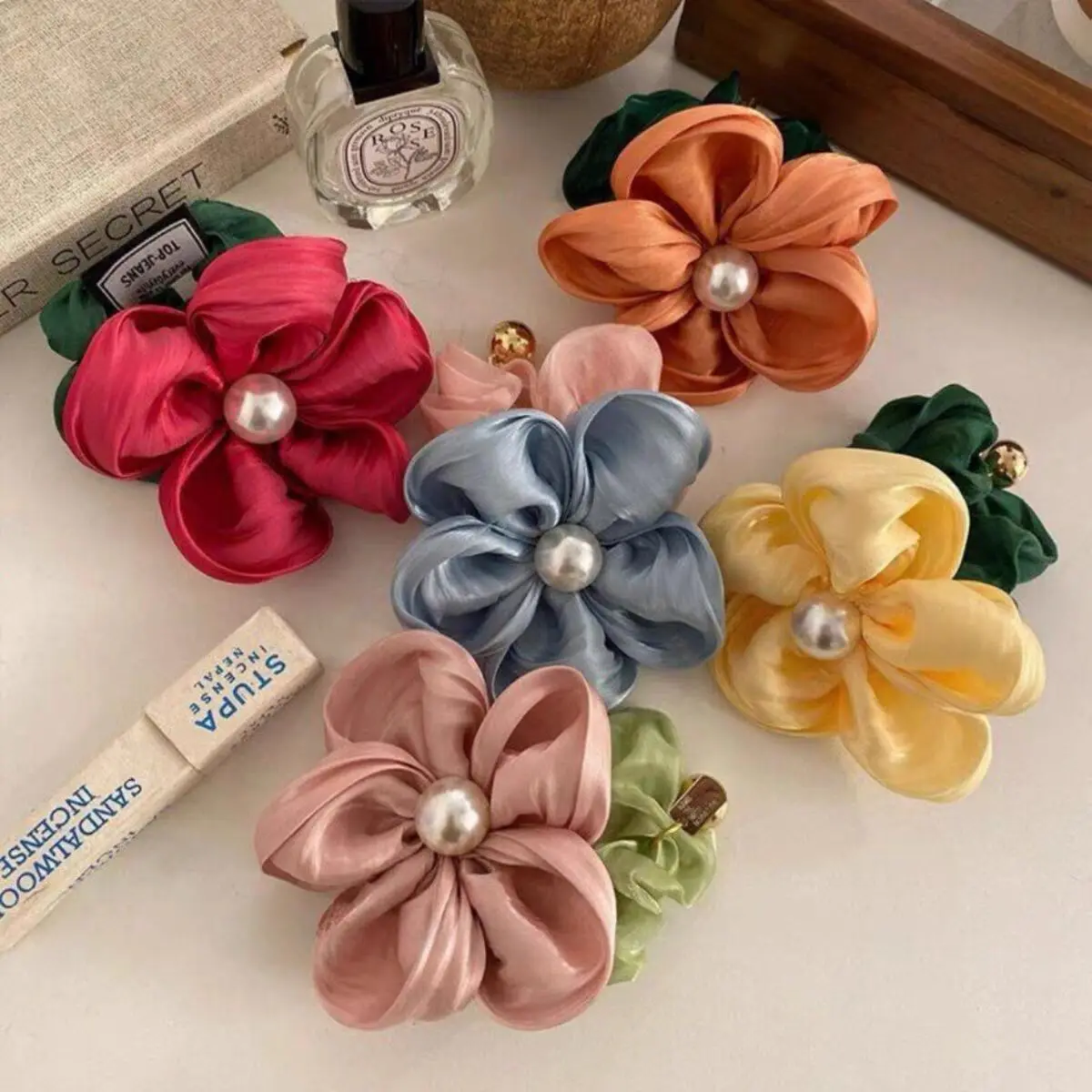 Muweordy New Spring Pearl Scrunchies Headband Hair Band Ins Fairy Colored Flower Hair Rope Female Girls Tie Hair Accessories