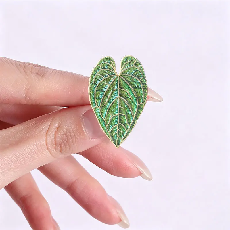 Tropische Pflanzenblatt-Emaille-Abzeichen, grünes Caladium, Monstera, Reversnadel, Natur-Metallbroschen, Schmuck, Geschenke – Detail 8