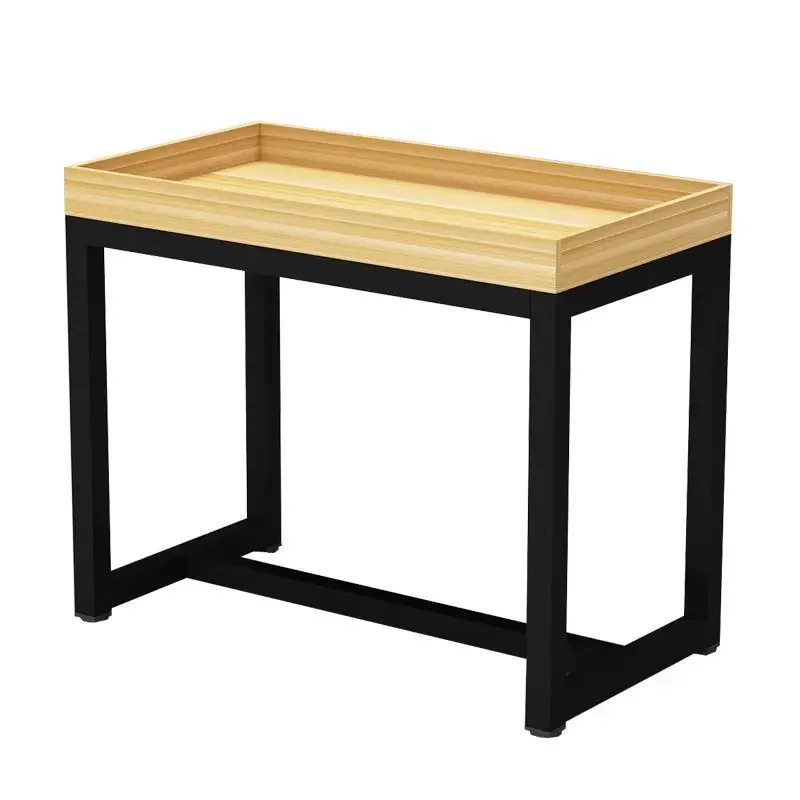 

Shopping malls, high and low tables, display stands, and other light luxury goods