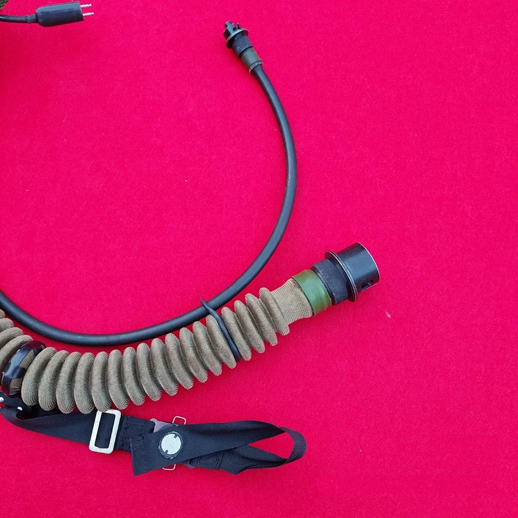 الفائض العسكري الأصلي الأصلي الصينية عالية الارتفاع المقاتل الطيار YM-6/-2 قناع الأكسجين