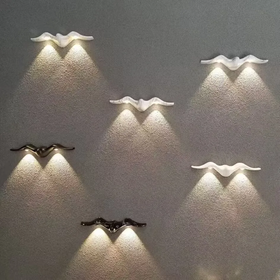 Universal indoor and outdoor waterproof wall lamp, creative living room wall lamp, ornamental light with seagull design for corr