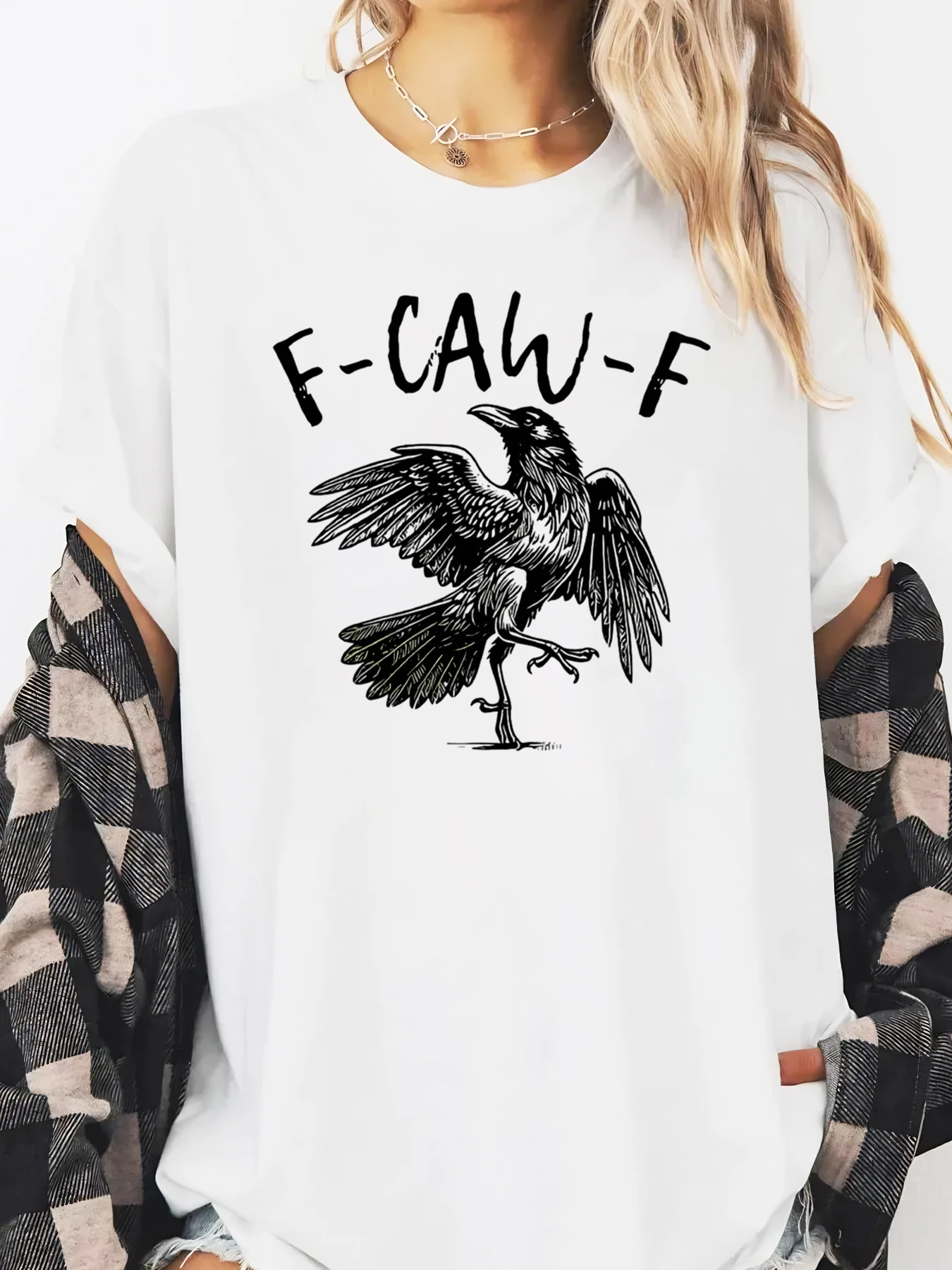تي شيرت F Caw F Raven مطبوع عليه الهالوين كبير الحجم للنساء ملابس حفلات غير رسمية باللون الأبيض مقاس كبير #1