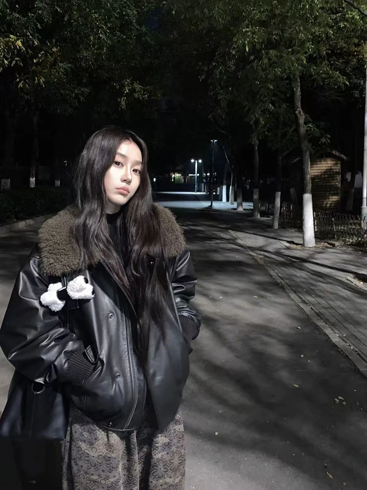 سترات نسائية كلاسيكية من جلد البولي يوريثان Y2K ملابس خروج أمريكية فضفاضة بياقة قطيفة معاطف Bf Harajuku ملابس خارجية دافئة جديدة