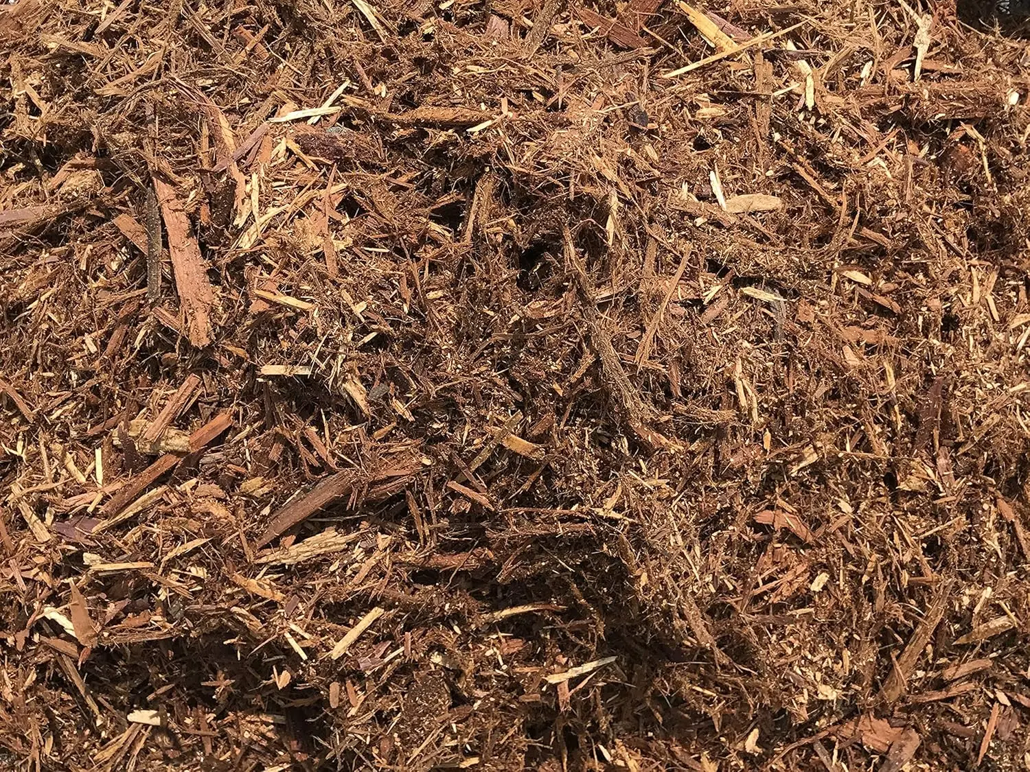 100% Natural Cedar Mulch, 40 Quarts Plus 8 Quarts Free!