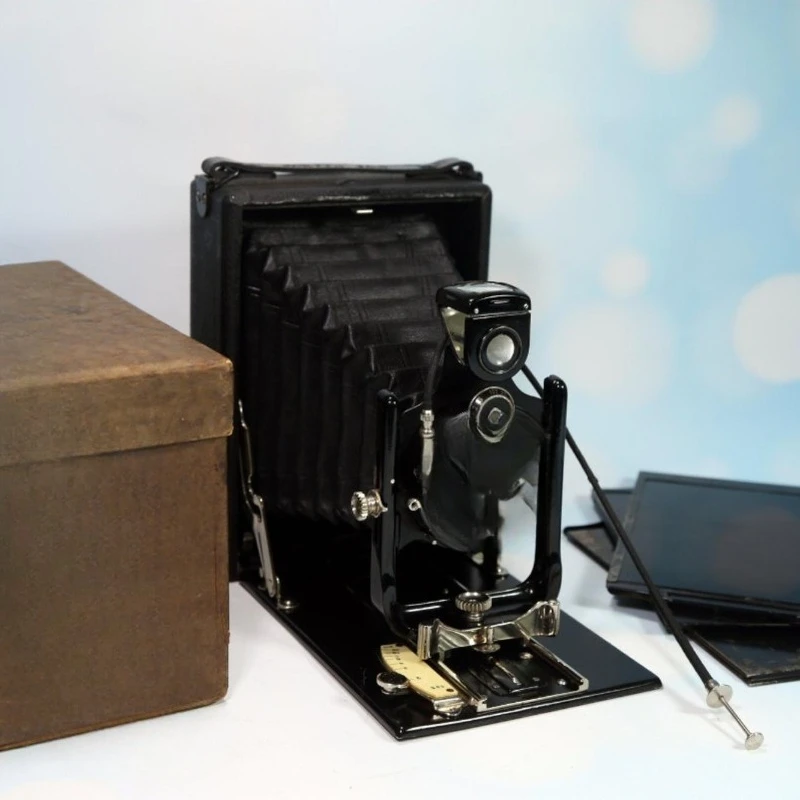 

Dry plate camera medium frame size Dry plate camera fold