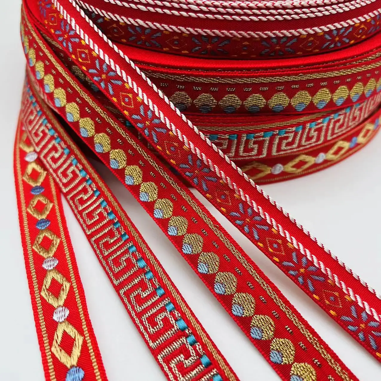 1.5cm Ethnic Style Raised Flower Woven Ribbon for New Year and Christmas Decoration, Silk Ribbon for Clothing, Bags