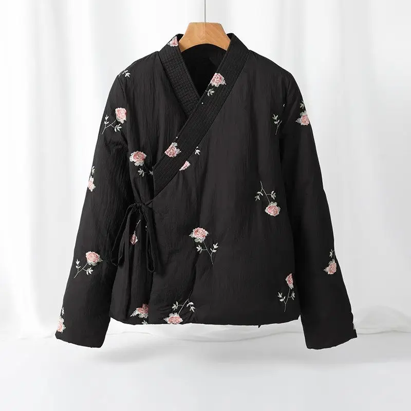 New Chinese Style Cotton Clothing For Women Winter 2024 Fashion Short Style Retro Embroidery Improved Version Hanfu Coat  A630