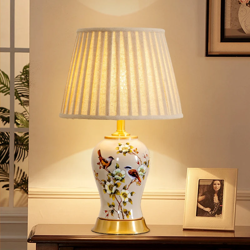 Chinese Antique Magpie Plum Blossom Ceramic Table Lamp Jingdezhen Ware Table Lamp Bedside Lamp Study Living Room Decor Lamp