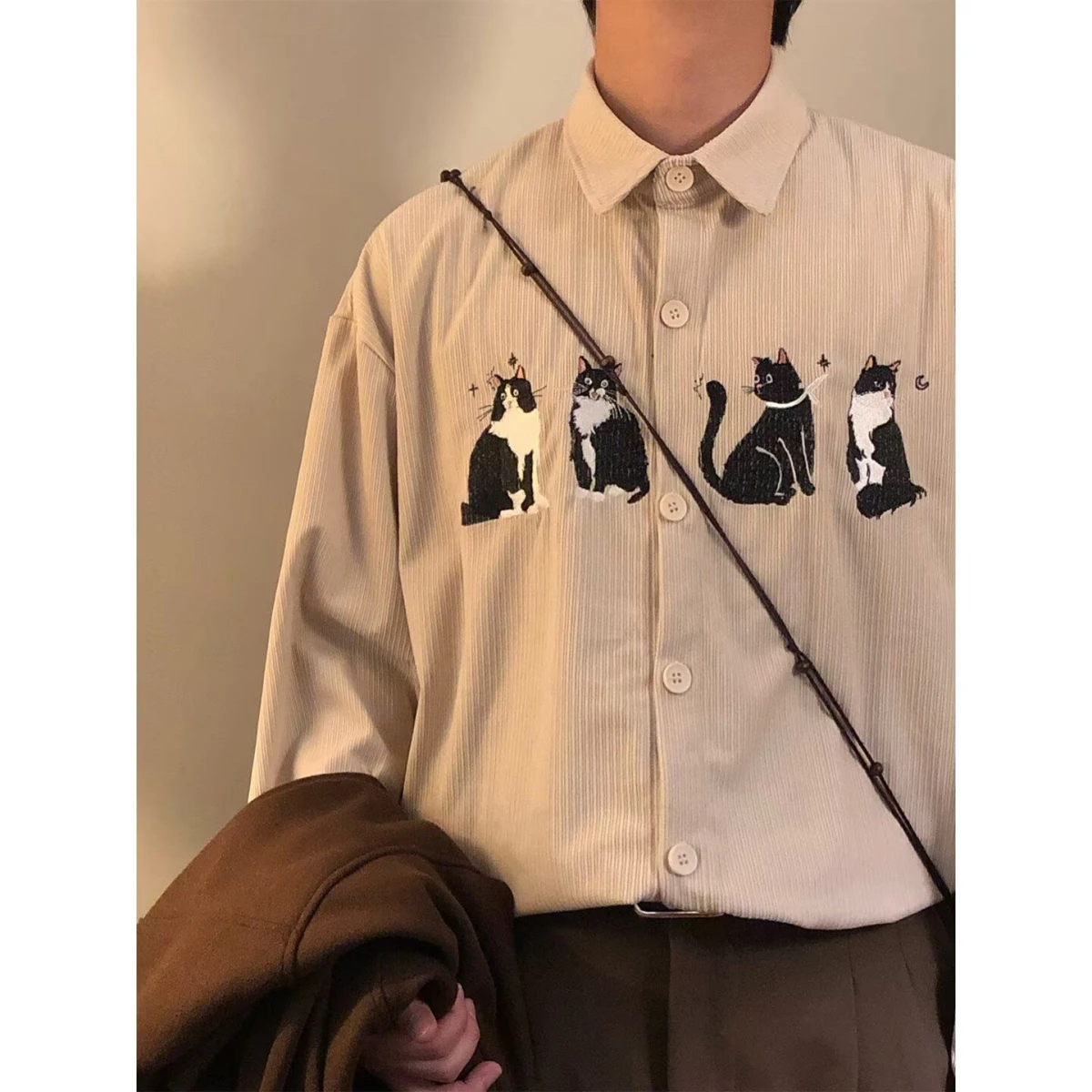 

Retro American Embroidery Striped Long Sleeve Shirt Loose Fit Corduroy Button up for Men And Women Spring Autumn Hong Kon...