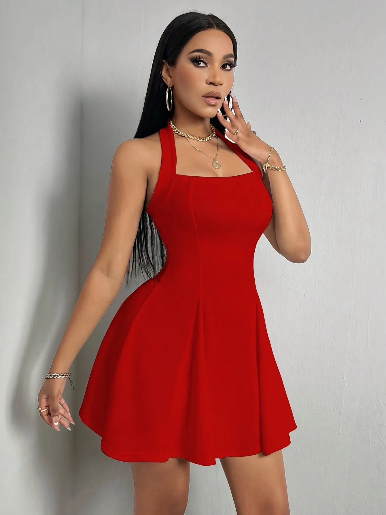 Solid Color Sleeveless Low-Cut Mini Dress