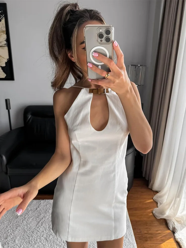 

Buckled Tab V Neck Short Dresses For Women Summer Sleeveless Vacation White Dress Sexy Backless Going Out Night Party Dresses