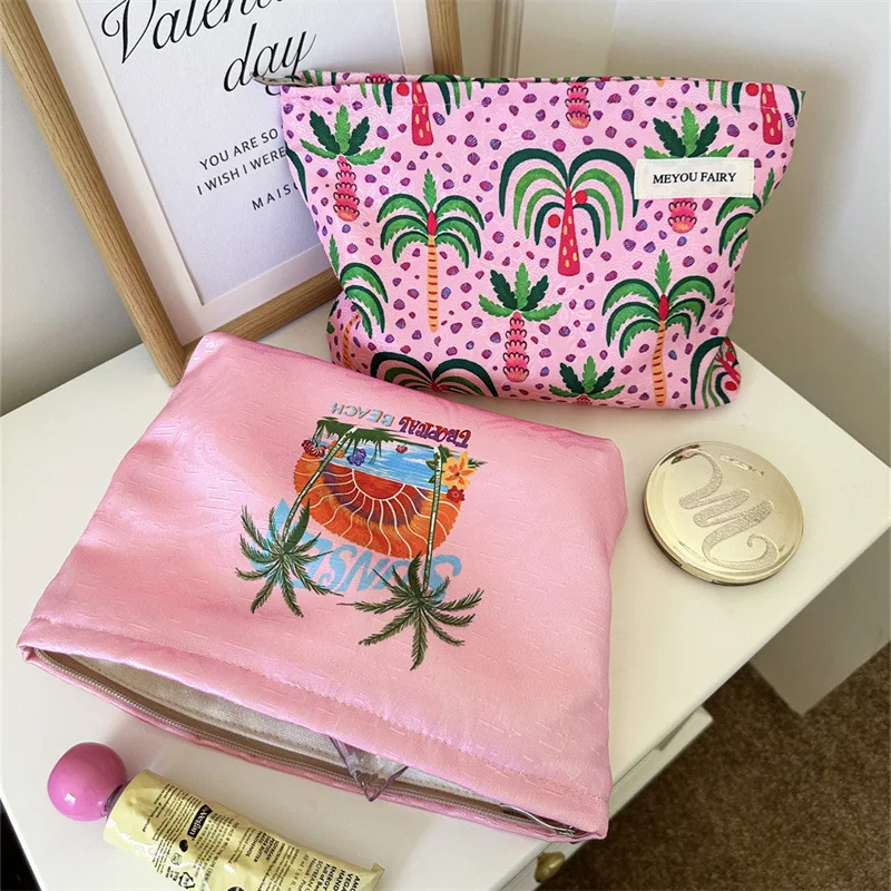 Makeup Pouch Colorful Palm Tree Sunset Pattern Zipper Cosmetic Bag Women Daily Beach Lipstick Sundries Storage Purse