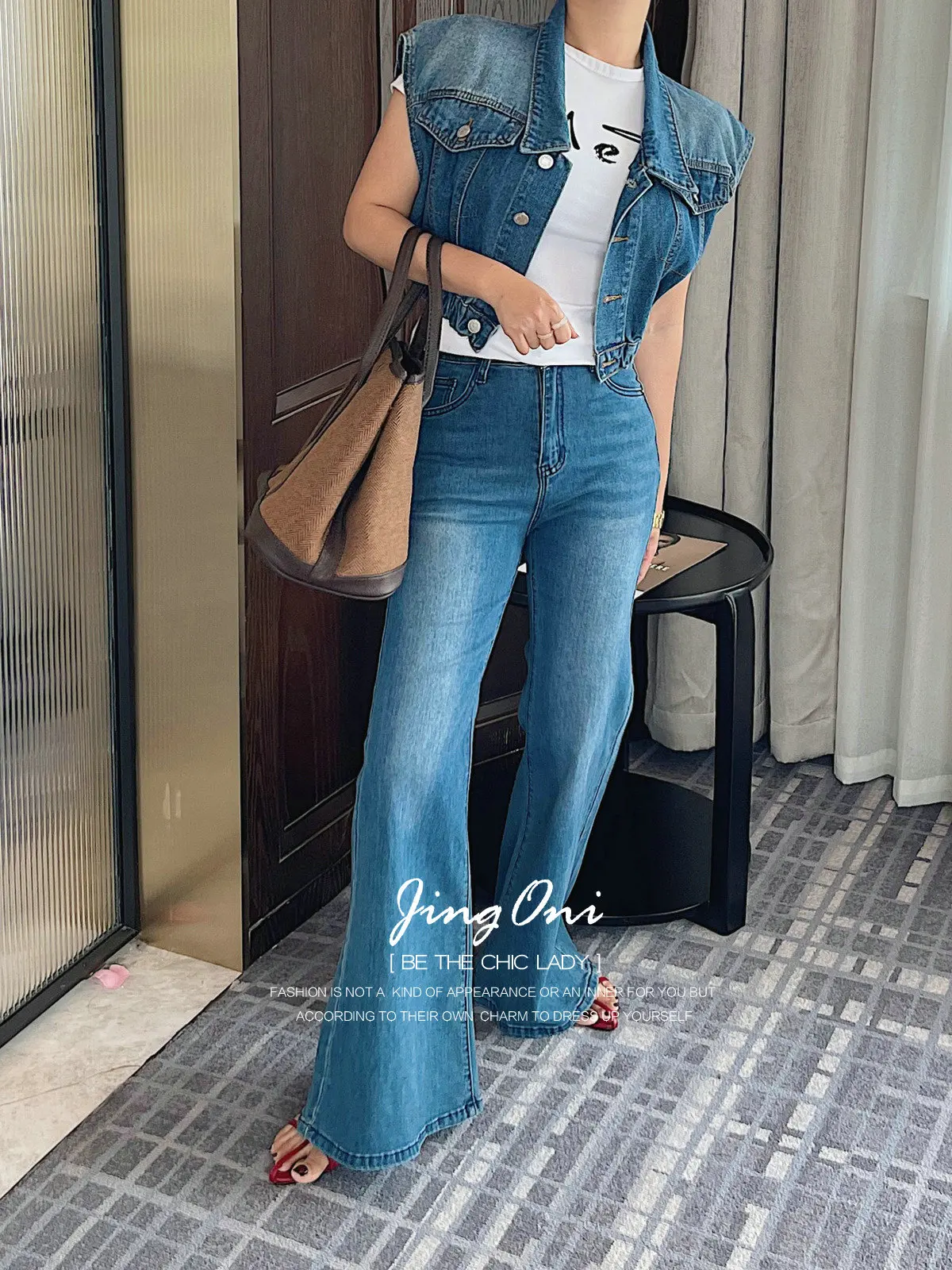 Denim Vest Waistcoat Jacket Tops Y2K Clothing 2025 Woman Spring Summer Trend Korean Style Elegant Outerwears Luxury Cropped New