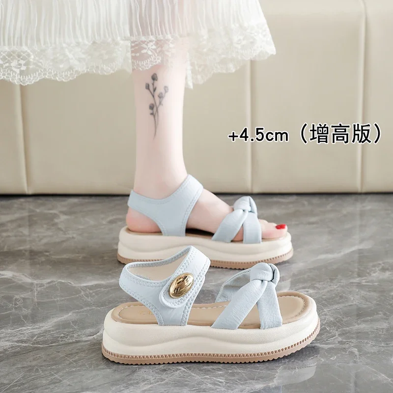 Skin Close Friendly Ladies Summer Slippers Anti Slip Soft Fabric Upper Comfort All Day Wear For Indoor Rest And Outdoor Walking
