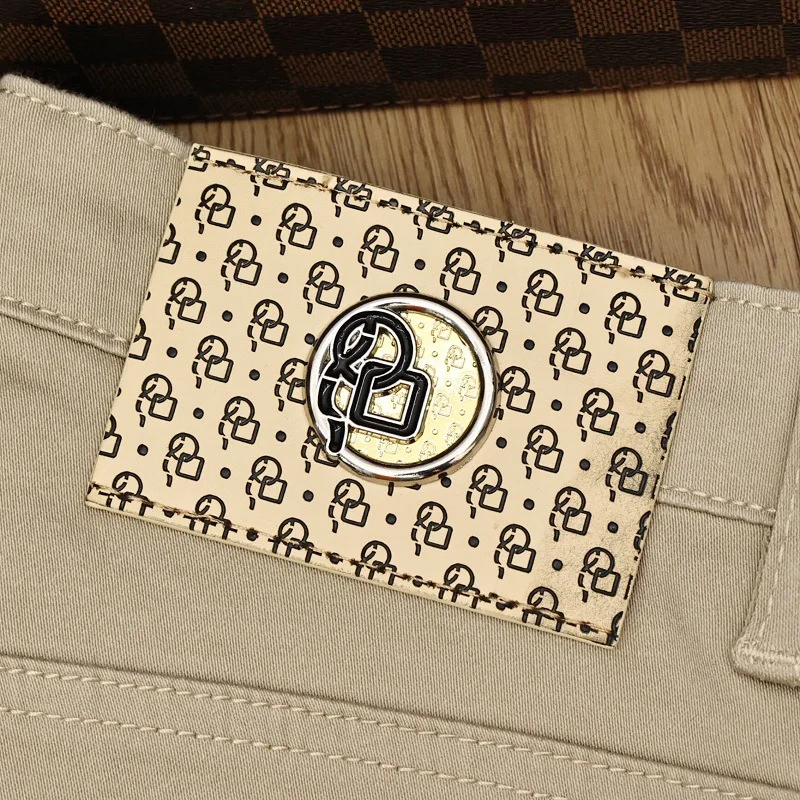 Рисунок 4 - Тонкие мужские джинсы с тройной защитой